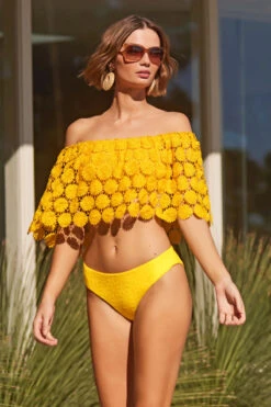 Bardot Off The Shoulder Crop Top -Sunny Sundress Sales 3463835 Apparel Top Daisy Lifestyle